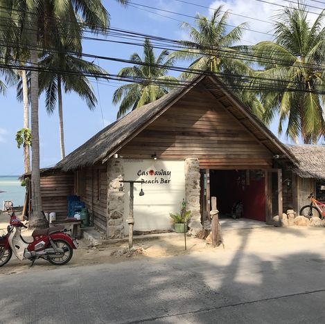 Castaway Beach Bar